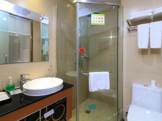 Ji Xiang Hotel Yiwu  Exteriör bild